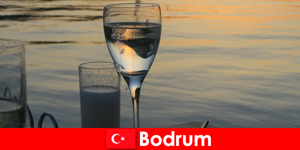 Στην Τουρκία Υπόγειο ντισκοτέκ κλαμπ και μπαρ για τους νέους τουρίστες