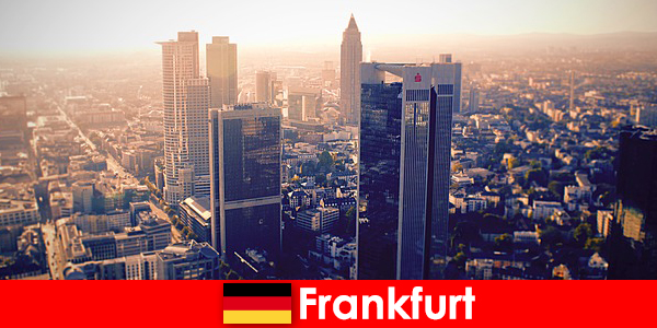 οίκους ανοχής και ριπές στη Φρανκφούρτη πρώτης κατηγορίας συνοδεία υπηρεσία για ευγενείς επισκέπτες