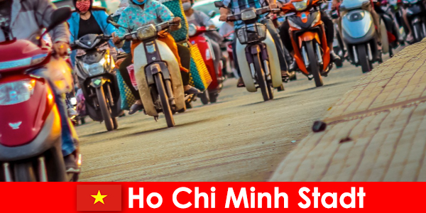Ho Chi Minh πόλη για τους ποδηλάτες και τους λάτρεις του αθλητισμού τουρίστες πάντα μια χαρά