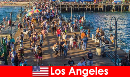 Επαγγελματικός τουριστικός οδηγός για κορυφαίες εκδρομές με βάρκα και βόλτες στο Λος Άντζελες