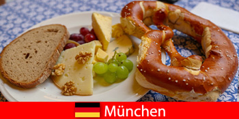 Απολαύστε ένα πολιτιστικό ταξίδι στη Γερμανία Μόναχο με μπύρα, μουσική, λαϊκό χορό και τοπική κουζίνα