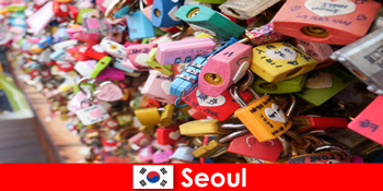 Ταξίδι ανακάλυψης για αγνώστους στους μοντέρνους δρόμους της Σεούλ στην Κορέα