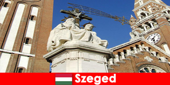 Προσκύνημα για τους τουρίστες στο Szeged Ουγγαρία αξίζει ένα ταξίδι