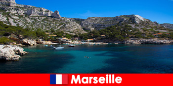 Ήλιος και θάλασσα στη Μασσαλία γαλλία για τις ειδικές καλοκαιρινές διακοπές