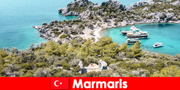 Ηλιόλουστη παραλία και μπλε ταξίδι περιμένουν τους παραθεριστές στο Μαρμαρίς Τουρκία