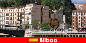 Εκδρομή στην πόλη του Μπιλμπάο της Ισπανίας χωρίς αποκλεισμούς για πολιτιστικούς τουρίστες από όλο τον κόσμο