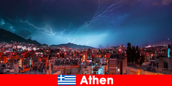 Γιορτάζοντας στην Αθήνα Ελλάδα για νέους επισκέπτες